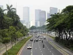 Dampak Musim Hujan yang Mundur bagi Kesehatan Masyarakat Jakarta