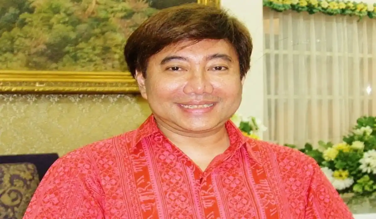 Profil Guruh Soekarno, Berkarya di Seni hingga Politik
