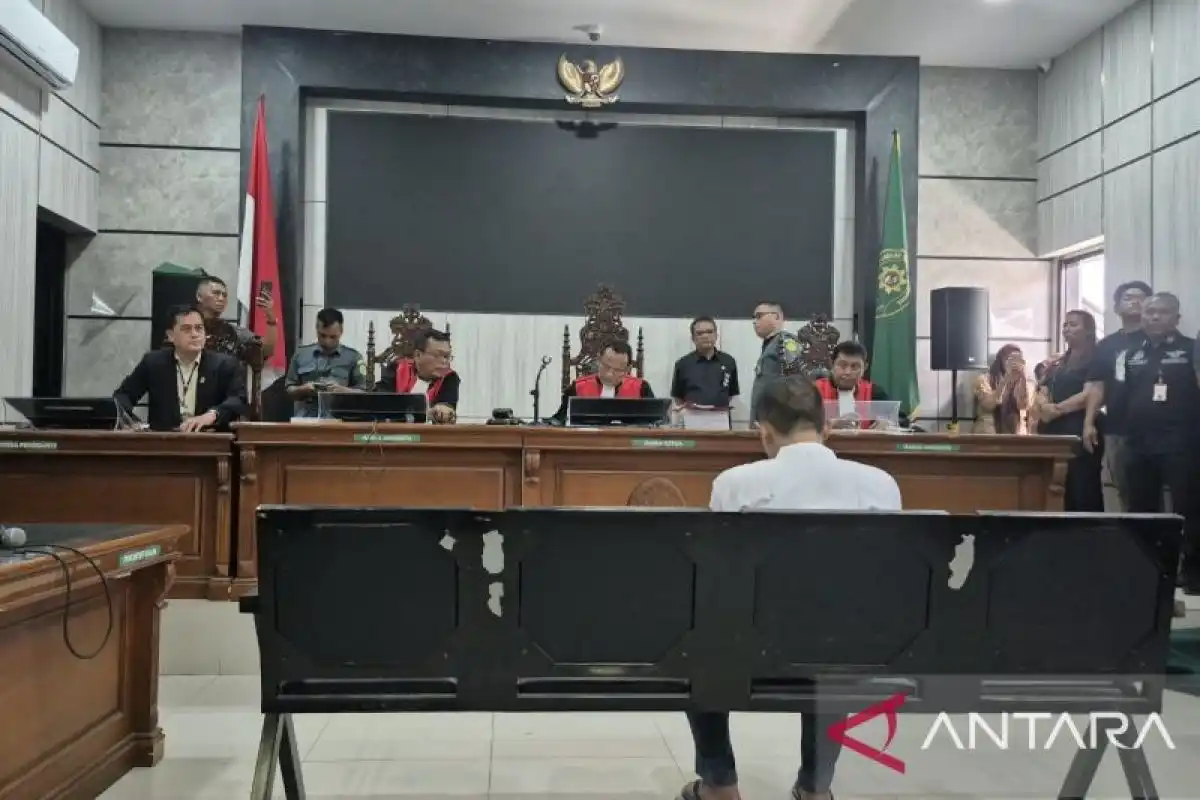 Kasus Taufik Hidayat: Ada Tiga Dakwaan Kumulatif di Pengadilan