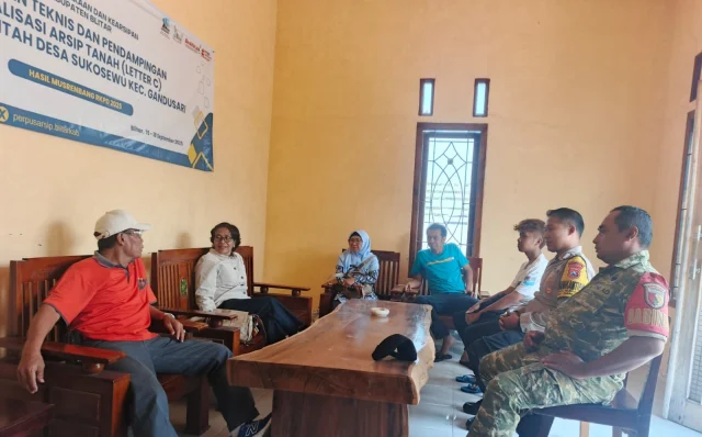 Perkuat Kepedulian Sosial, Babinsa Sukosewu Dampingi Sosialisasi Perlindungan Hukum Anak Dan Perlinsos