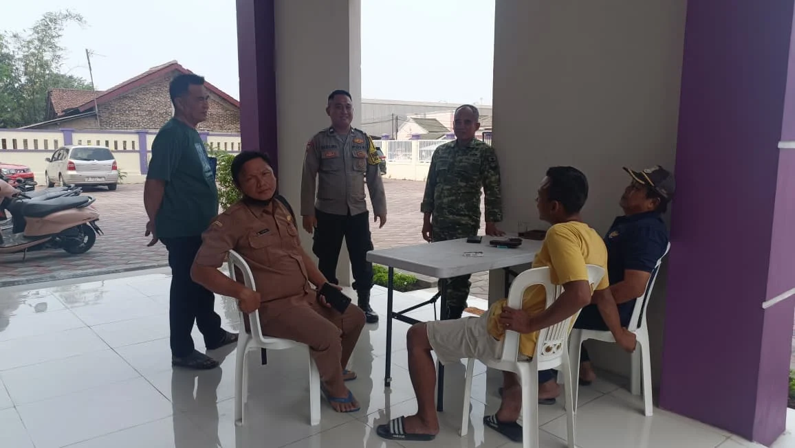 Bhabinkamtibmas dan Babinsa Laksanakan DDS serta Cooling System di Desa Sukanagara