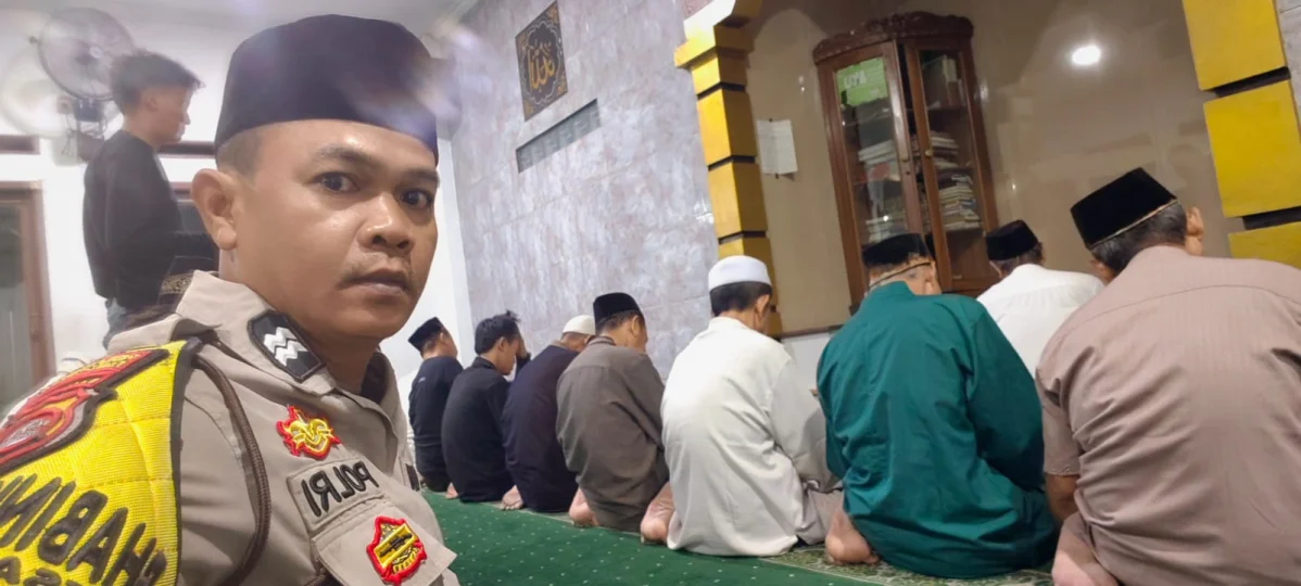Subuh Keliling, Aiptu Budiansyah Perkuat Silaturahmi dan Kamtibmas di Sukamulya