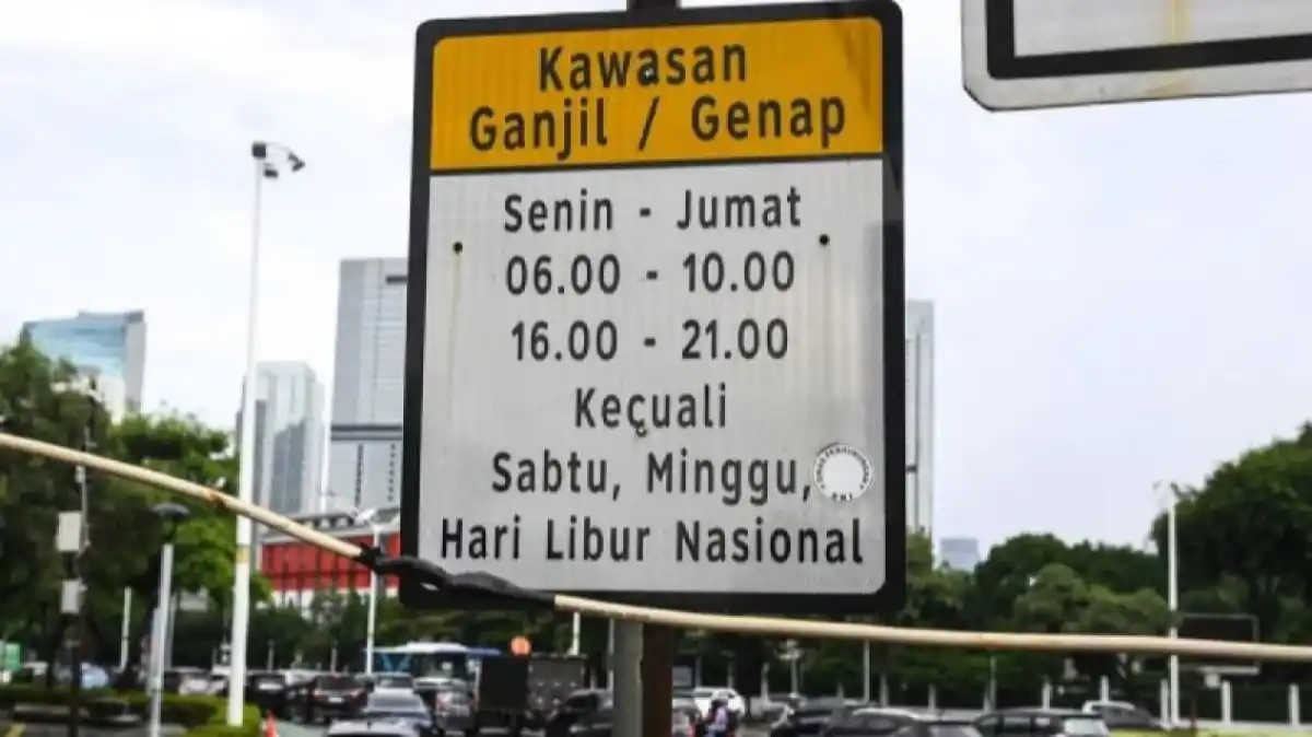 Pemprov DKI Kaji Ulang Ganjil Genap di Gajah Mada-Hayam Wuruk