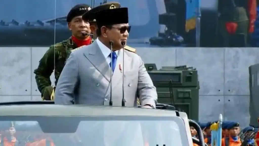 Prabowo Inspektur Upacara HUT Ke-81 TNI di Mabes Cilangkap