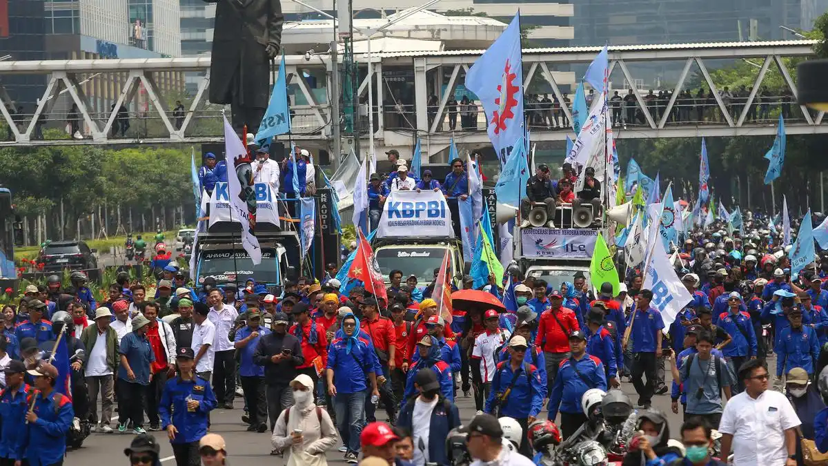 Perayaan Gelar FIFA ASEAN Cup 2026, Timnas Indonesia Sapa Puluhan Ribu Suporter di SUGBK