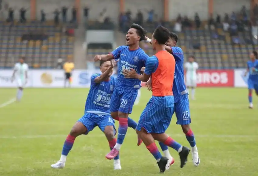 Tuan Rumah PSPS Pekanbaru Taklukkan PSMS Medan dengan Skor 2-1