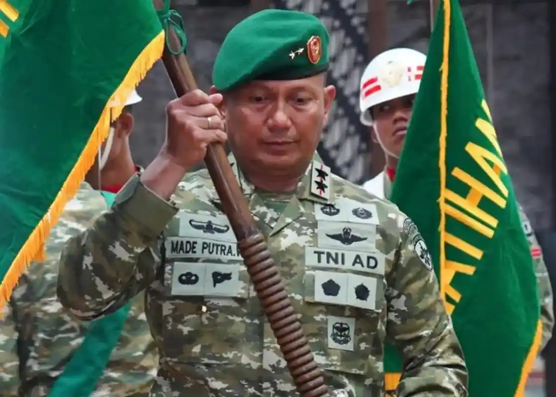 Putra Widiastawa Jabat Pangdam IX/Udayana, Piek Budyakto Pindah Tugas