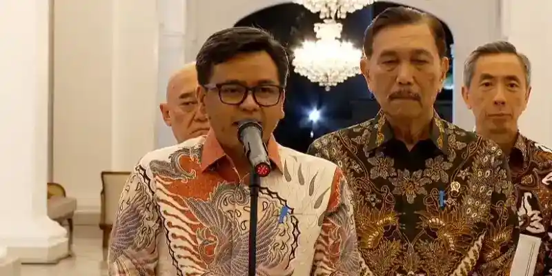 Studi DEN: Penerima MBG Lebih Jarang Absen dari Sekolah