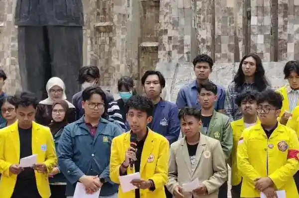Mahasiswa ULM Bawa Isu Karhutla Kalsel ke Aksi di Jakarta