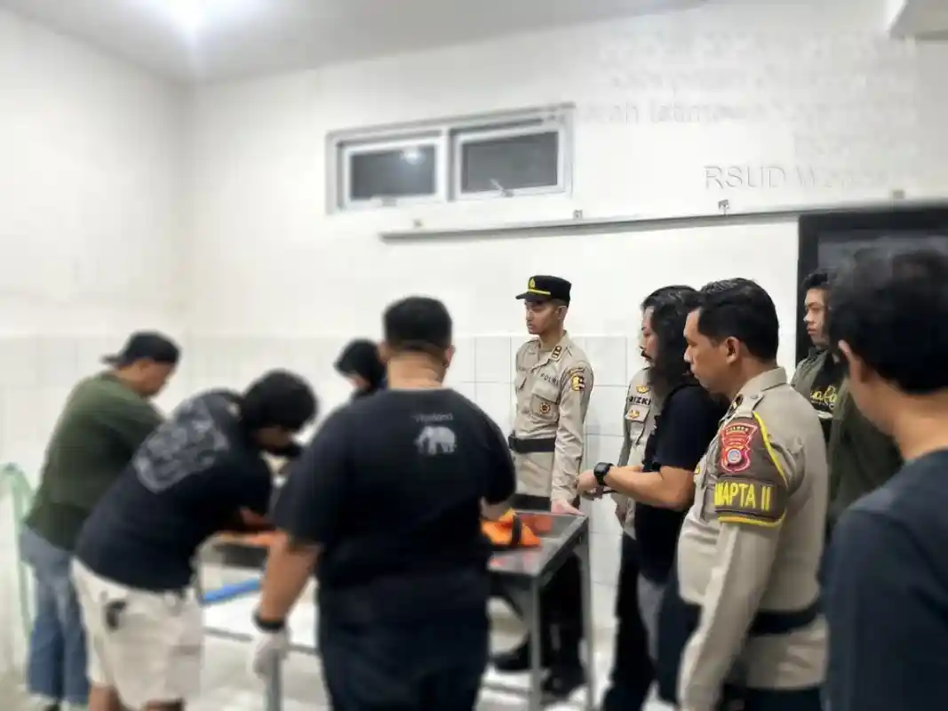 Penemuan Jenazah di Pantai Krakal: Identitas Korban dan Proses Evakuasi