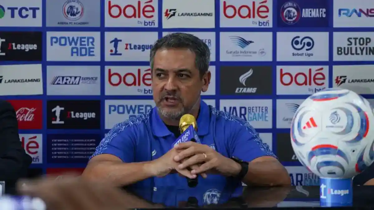 Arema FC Akhiri Kerja Sama dengan Marcos Santos Setelah Kekalahan dari Persija