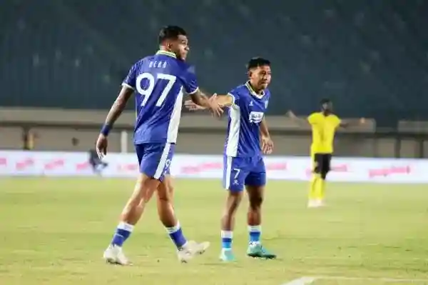 Beckham Putra dan Ragnar Oratmangoen Kembali Tersedia Jelang Persib Hadapi Garudayaksa