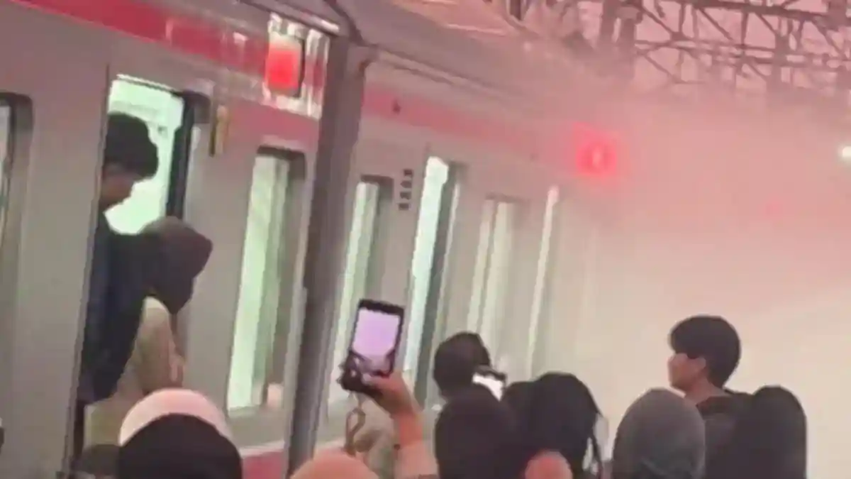 Gangguan Pantograf KRL Jakarta Kota–Bogor, Penumpang Dialihkan ke Kereta Lain