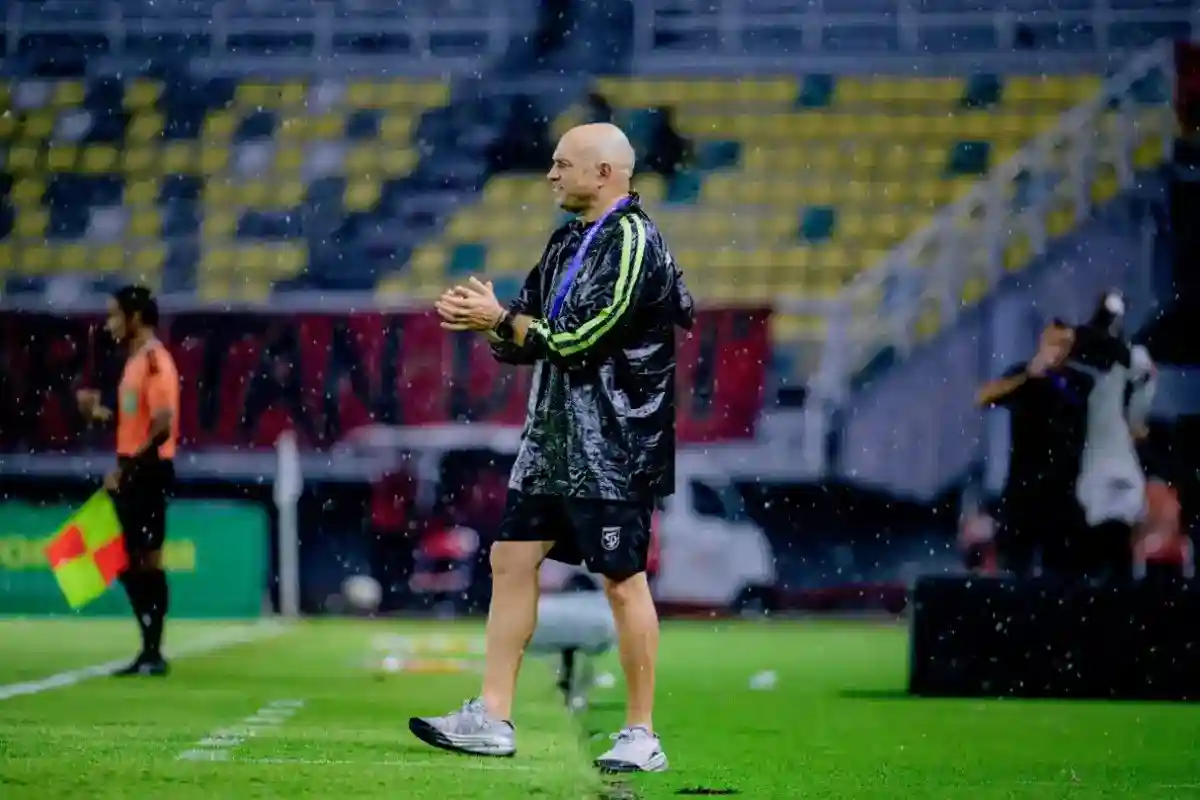 Dua Gol di Injury Time Antar Persebaya Menang atas Madura United