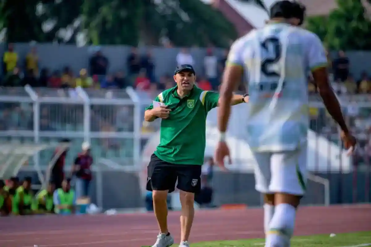 Bernardo Tavares Ingatkan Persebaya agar Tak Meremehkan Persijap