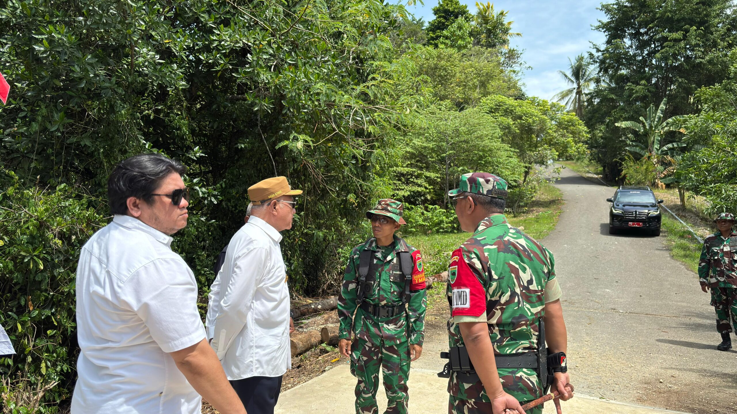 Usai Penutupan TMMD 127, Bupati dan Forkopimda Kaimana Tinjau Jembatan Baru di Kampung Marsi